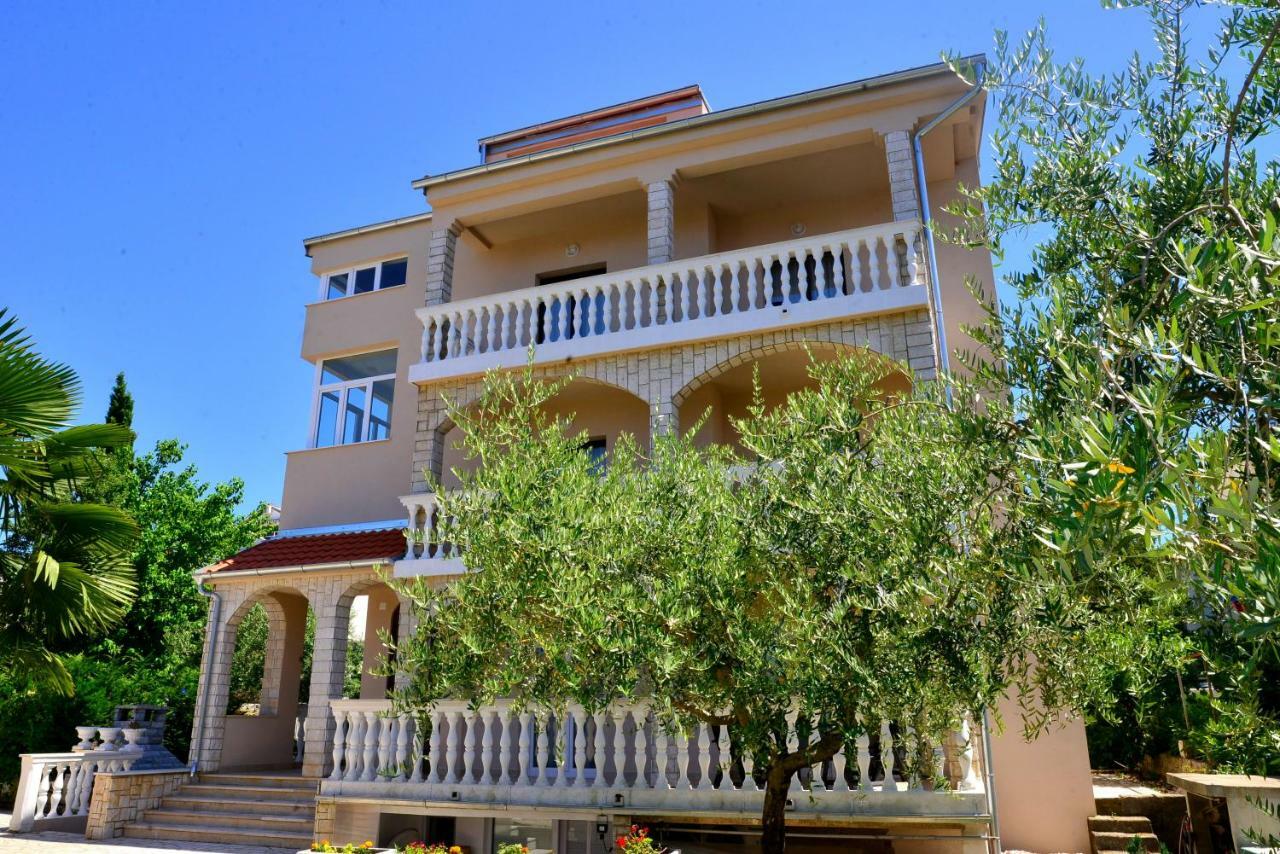 Villa Rea Malinska Eksteriør billede